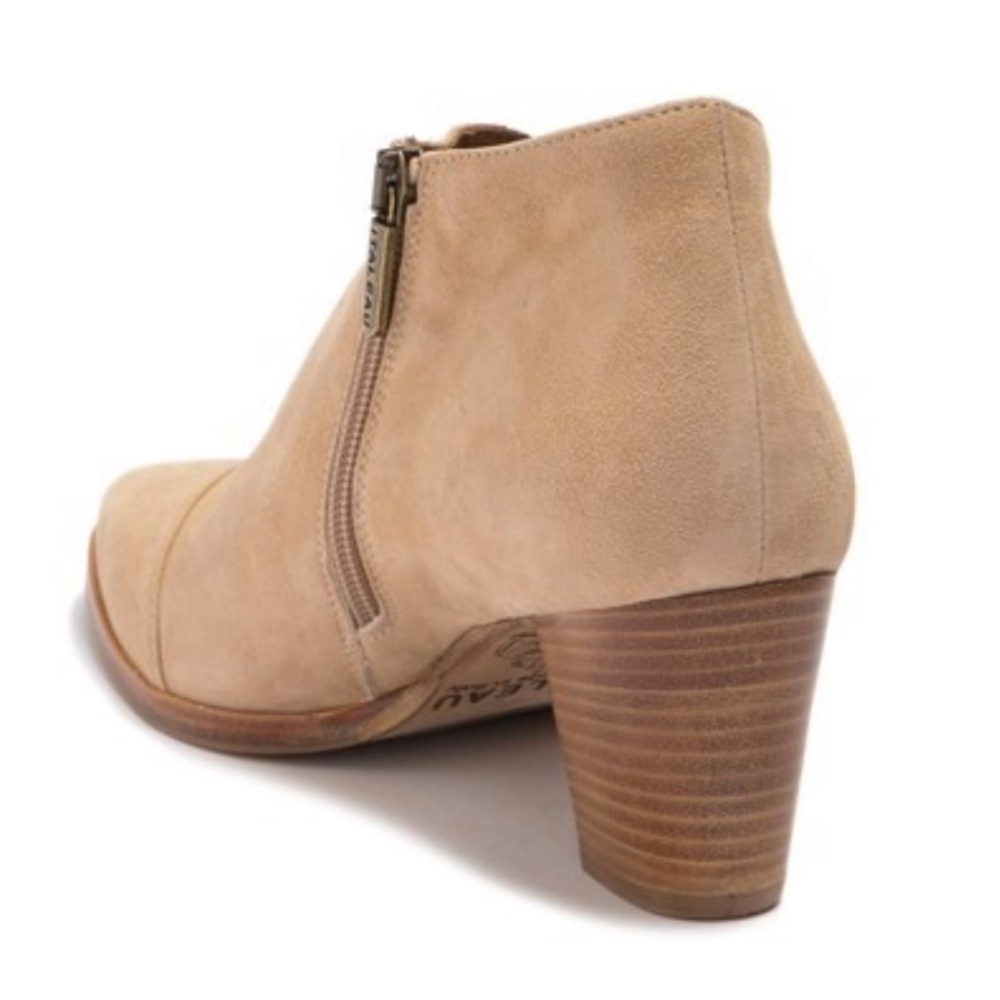 NEW Italeau Marisa Waterproof Cap Toe Bootie - Picture 3 of 8